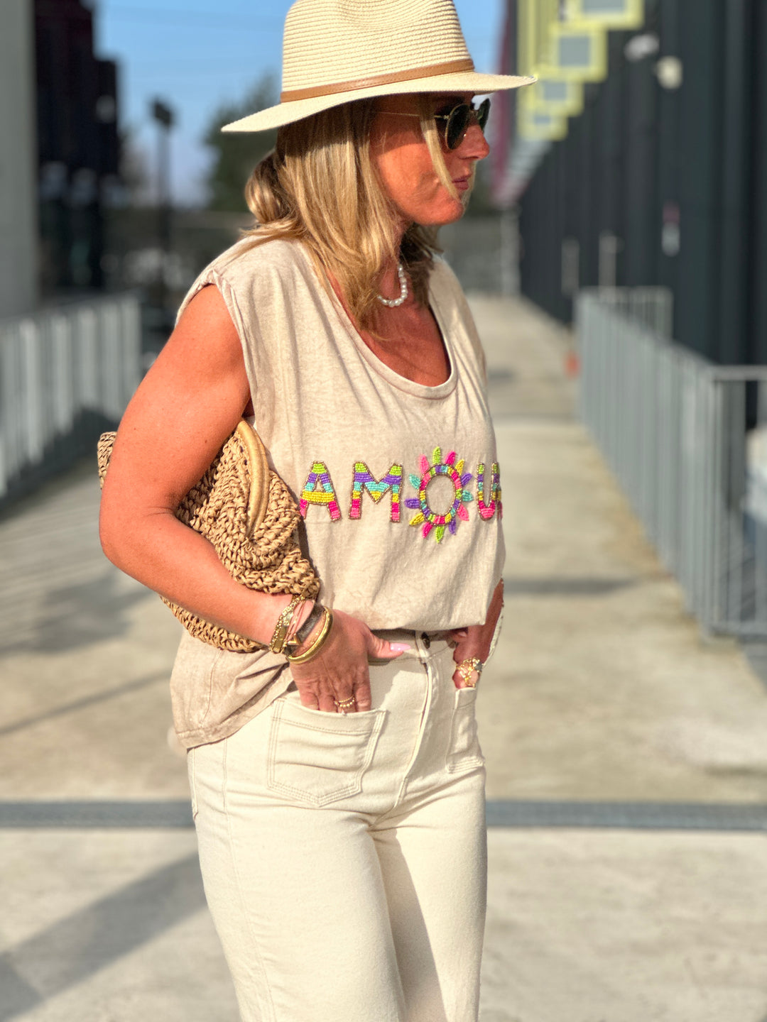 t-shirt beige amour