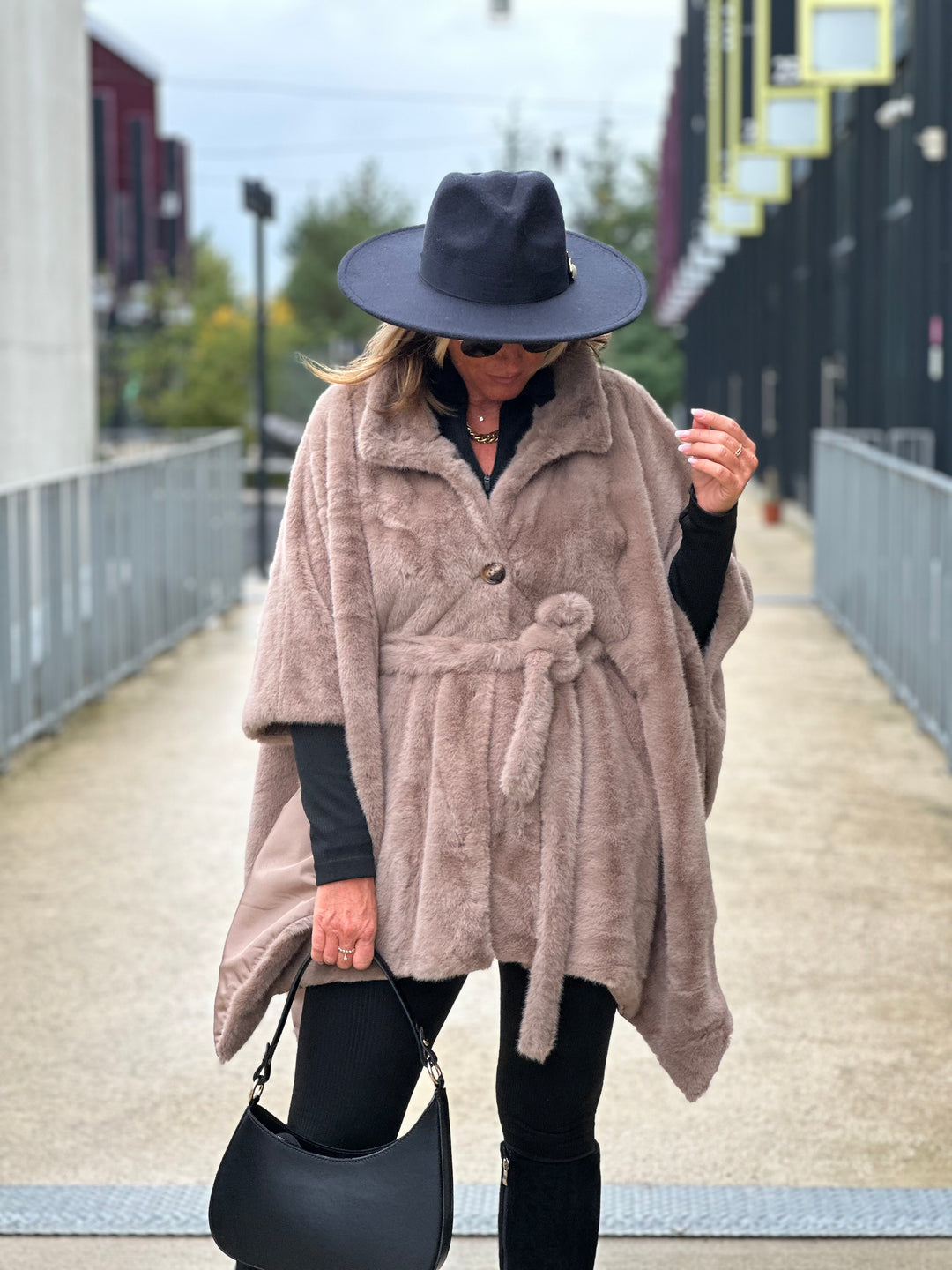 Poncho fourrure j’adore Taupe