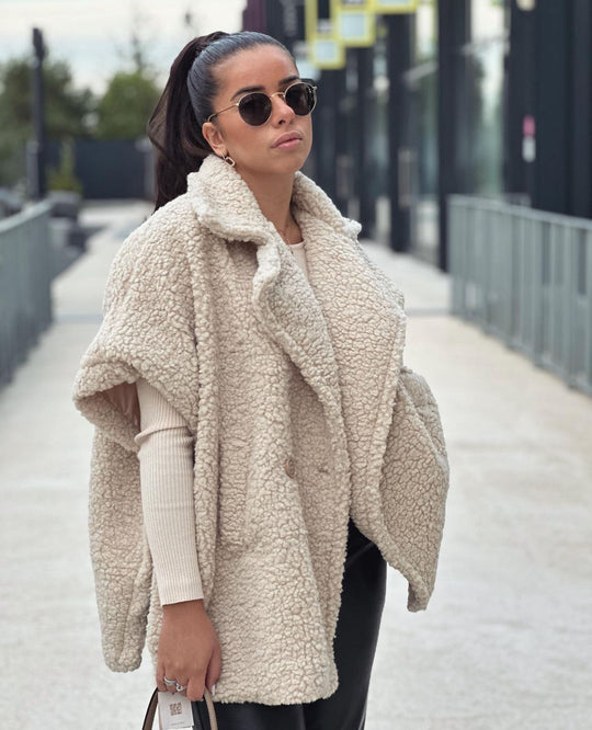 Poncho moumoute beige (précommande 3j)