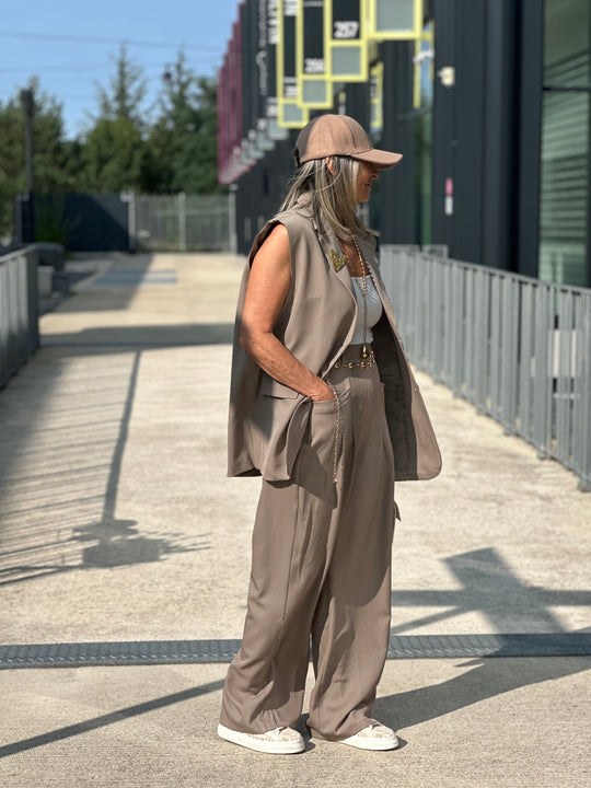 Pantalon loose pince en taupe Elodie