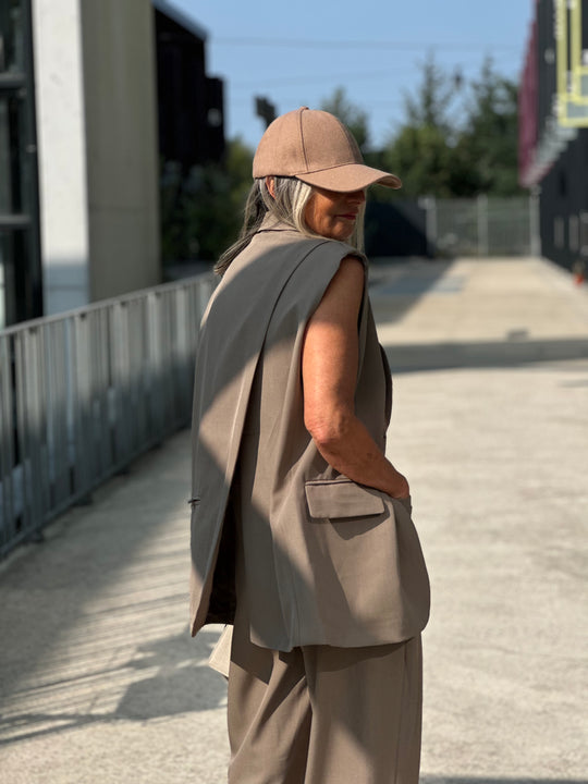 Blazer oversize sans manche taupe Elodie