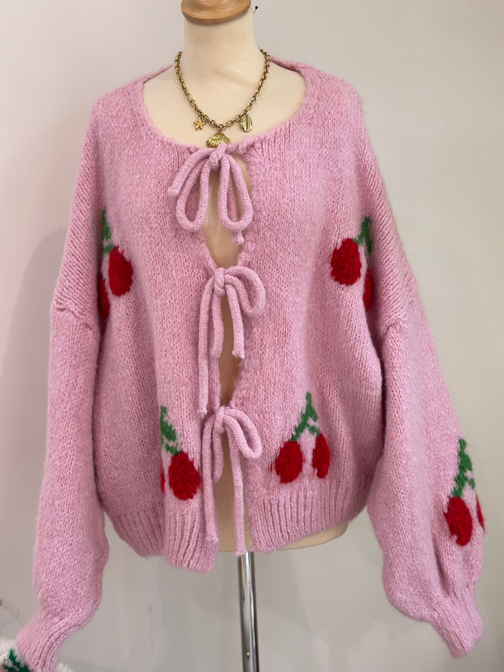 Pull/gilet cerise 🍒 Rose