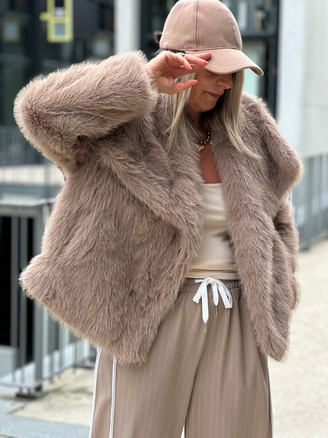 Veste fourrure grand Col Taupe