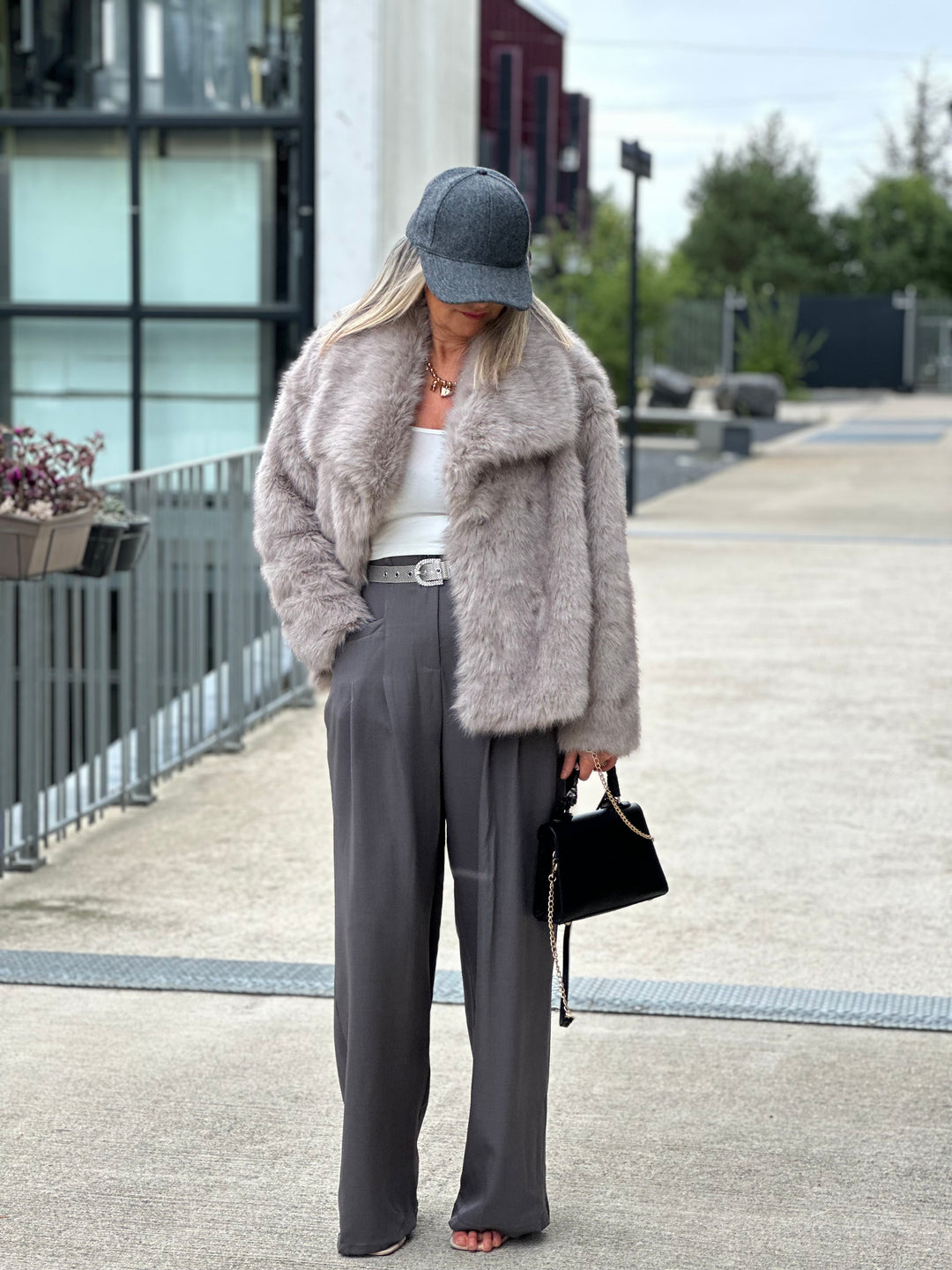 Pantalon loose pince en Gris Elodie