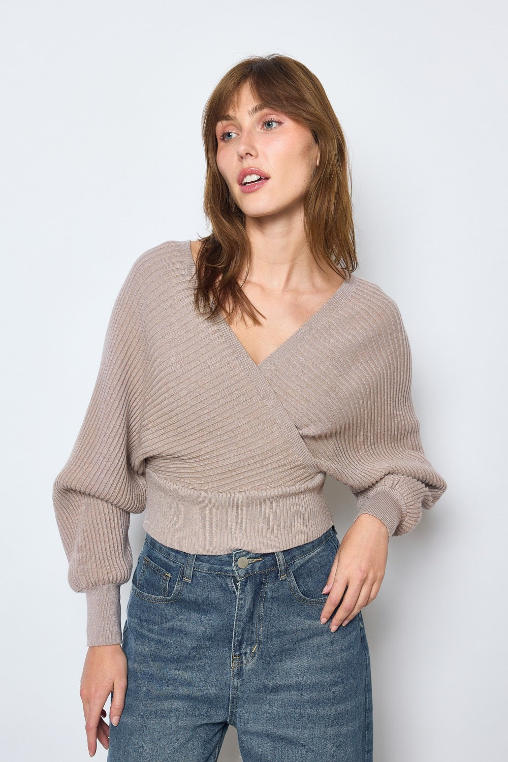 Pull cach cœur croisée taupe