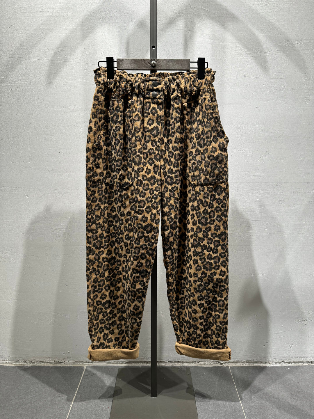 PANTALON EN VELOUR LEOPARD/K11897