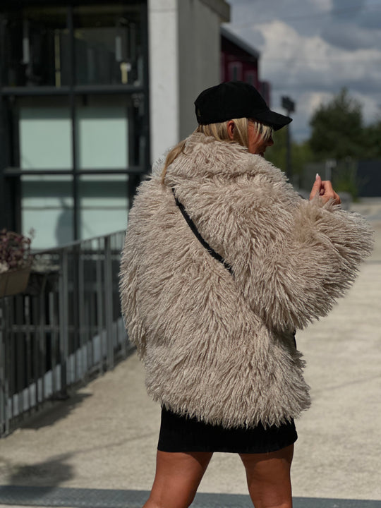 Veste fourrure moutons beige