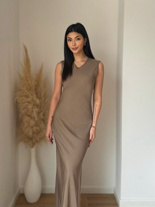 Robe longue simple Lucie Taupe/ Pn267