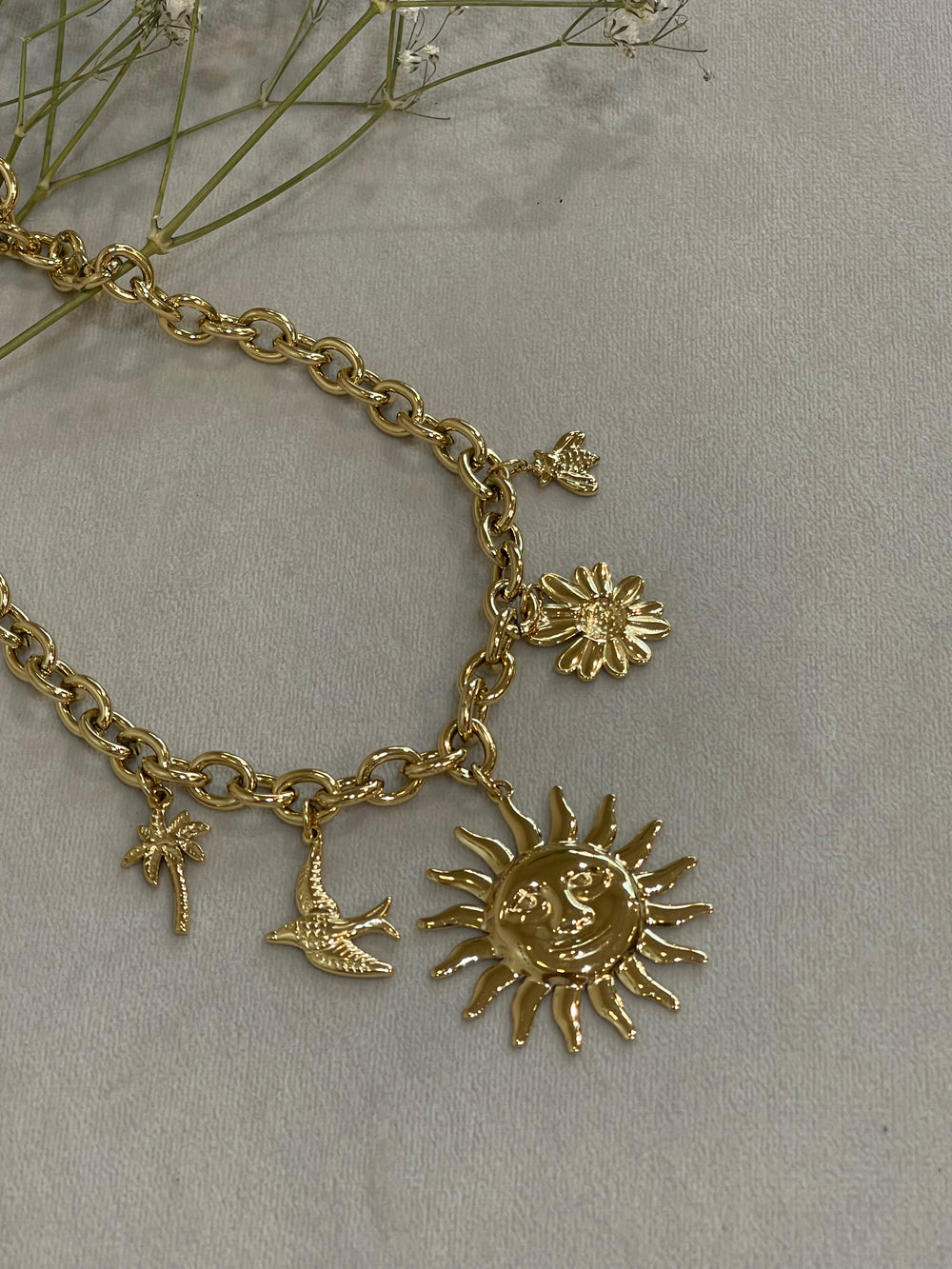 Collier or soleil
