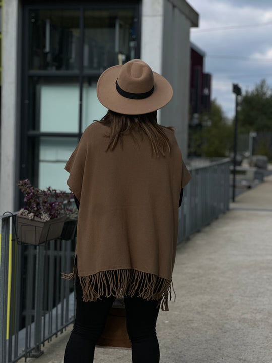 PULL CAPE FRANGE SOPHIE CAMEL