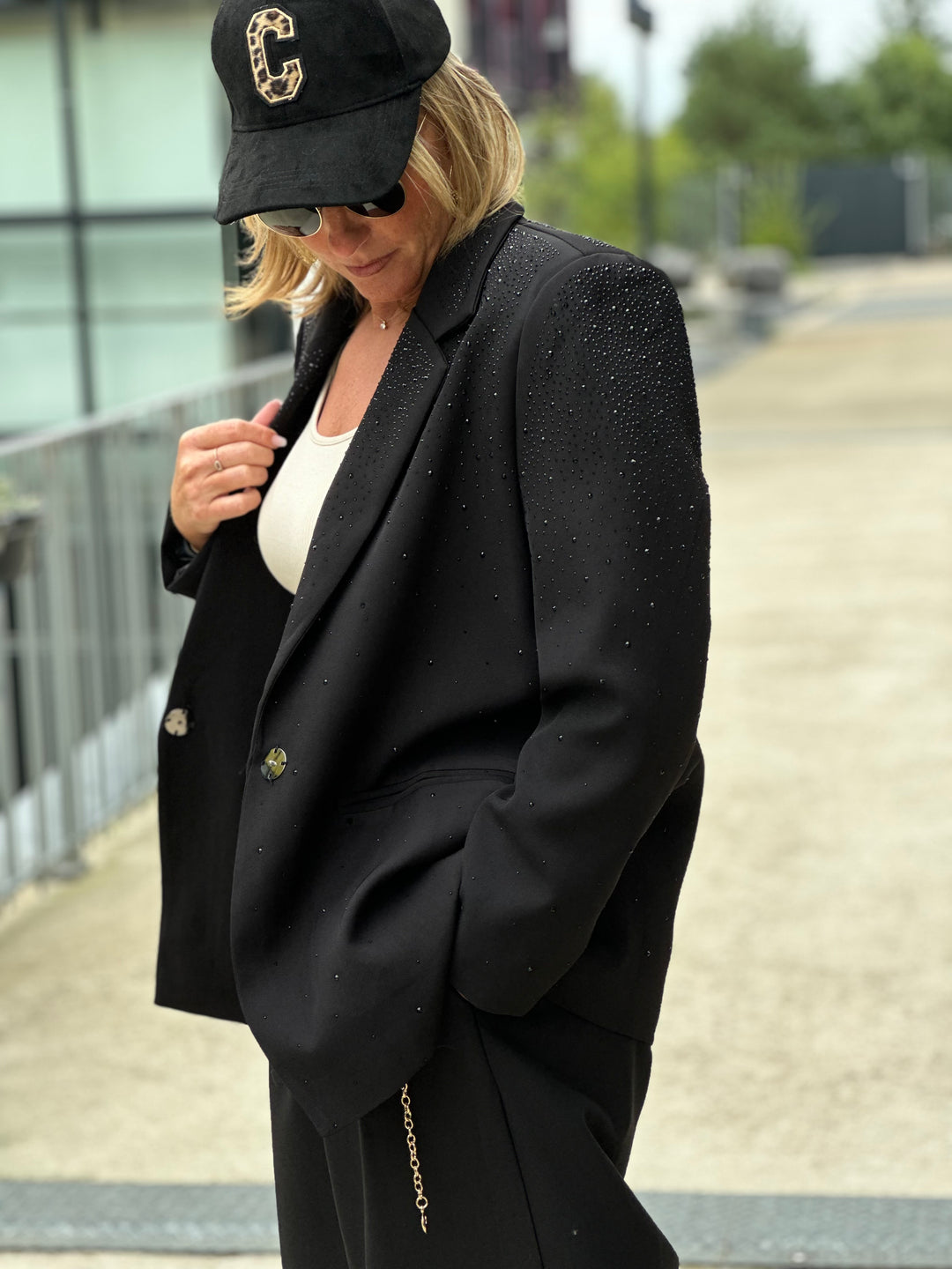 Blazer droit strass Sonia en Noir