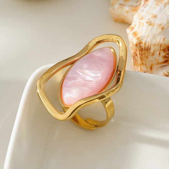 Bague ovale rose nacré