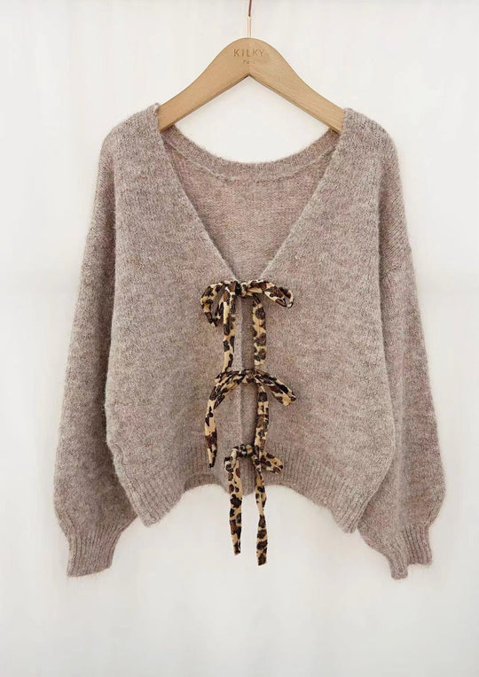 Pull taupe attaché léopard taupe