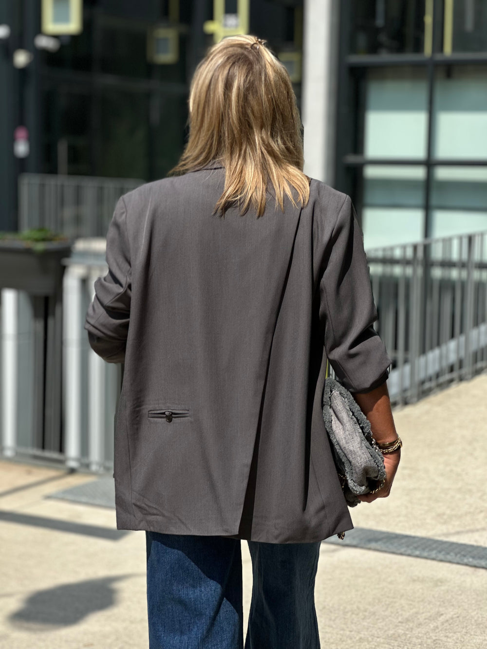 Blazer oversize ouvert dos En Gris Elodie