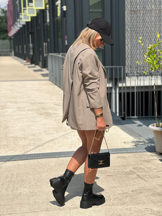 Blazer oversize ouvert dos En taupe Elodie